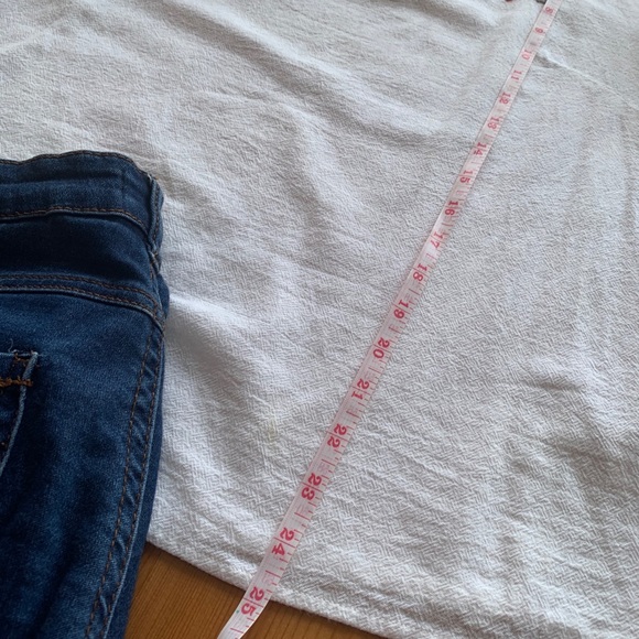 Embroidered H&M Blouse - Picture 11 of 11